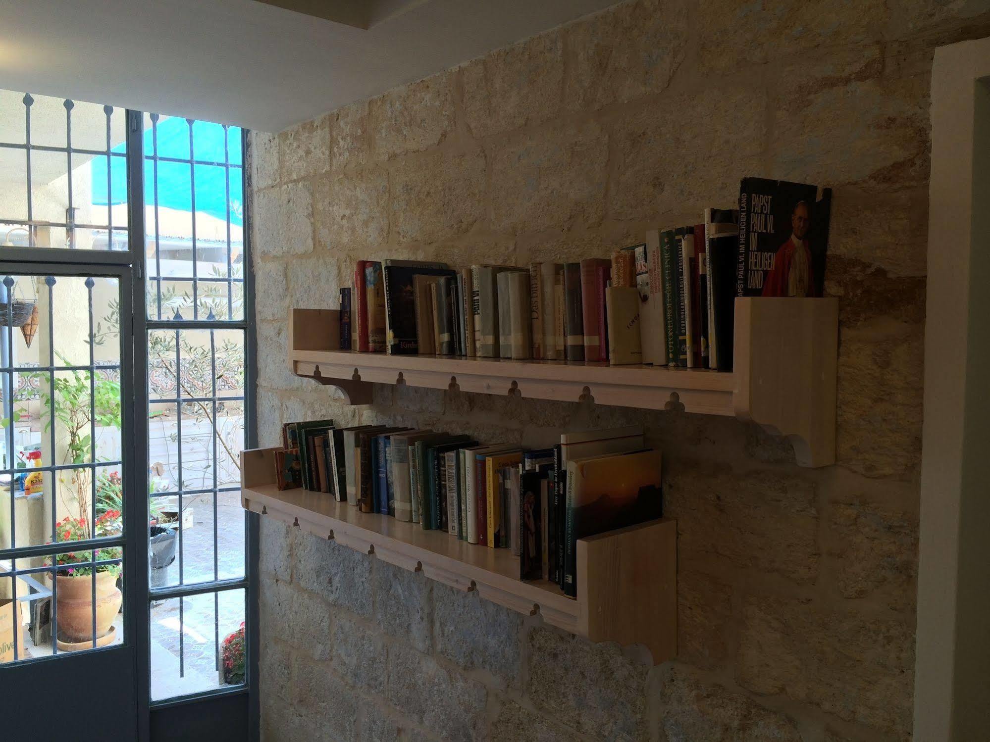 Alexandra House Hotel Nazareth Bagian luar foto