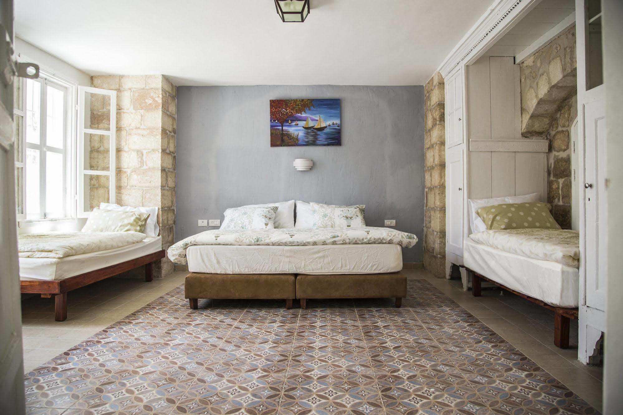 Alexandra House Hotel Nazareth Bagian luar foto