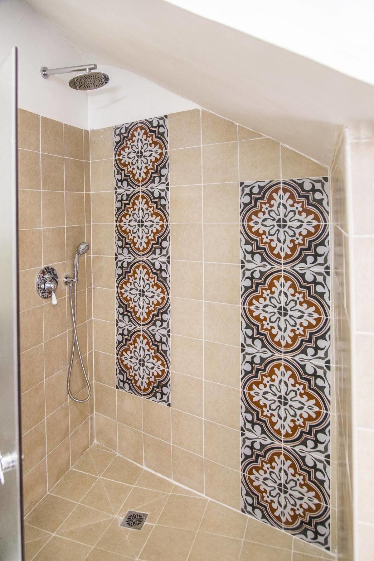 Alexandra House Hotel Nazareth Bagian luar foto