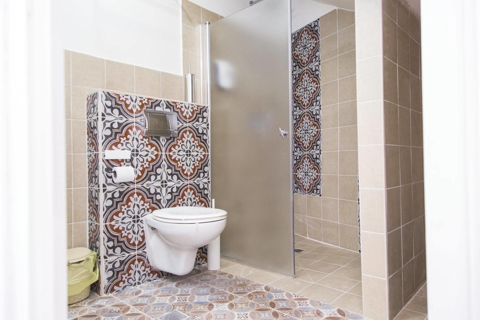 Alexandra House Hotel Nazareth Bagian luar foto